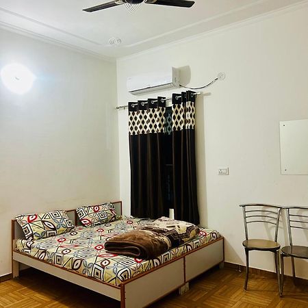 Milan Hotel & Restaurant Sikar Екстериор снимка
