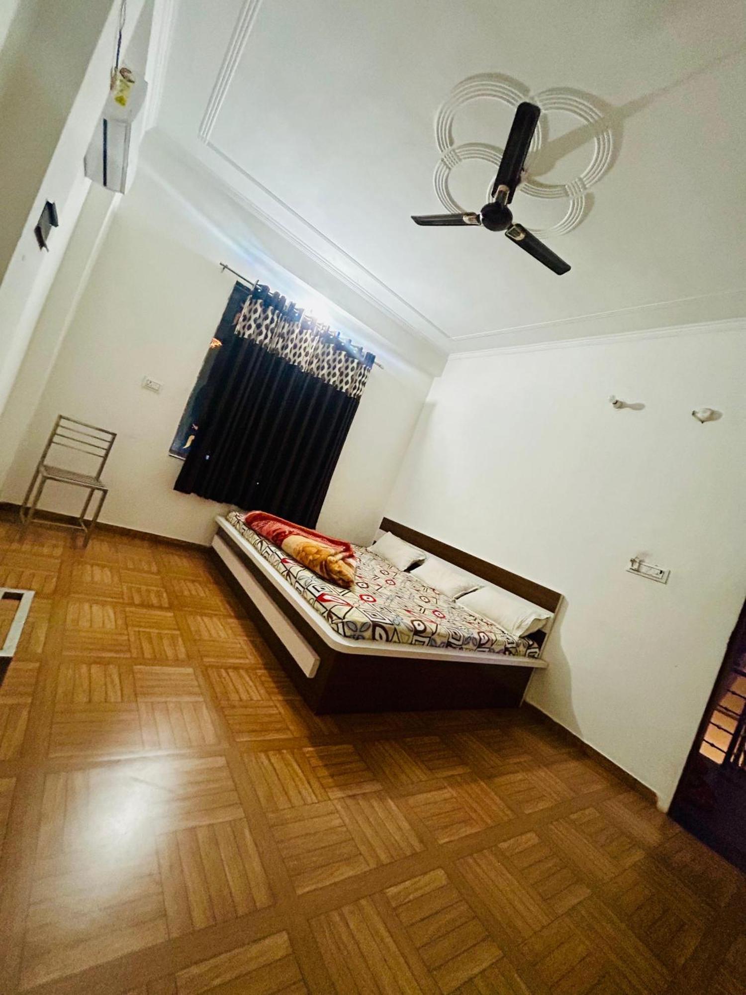 Milan Hotel & Restaurant Sikar Екстериор снимка