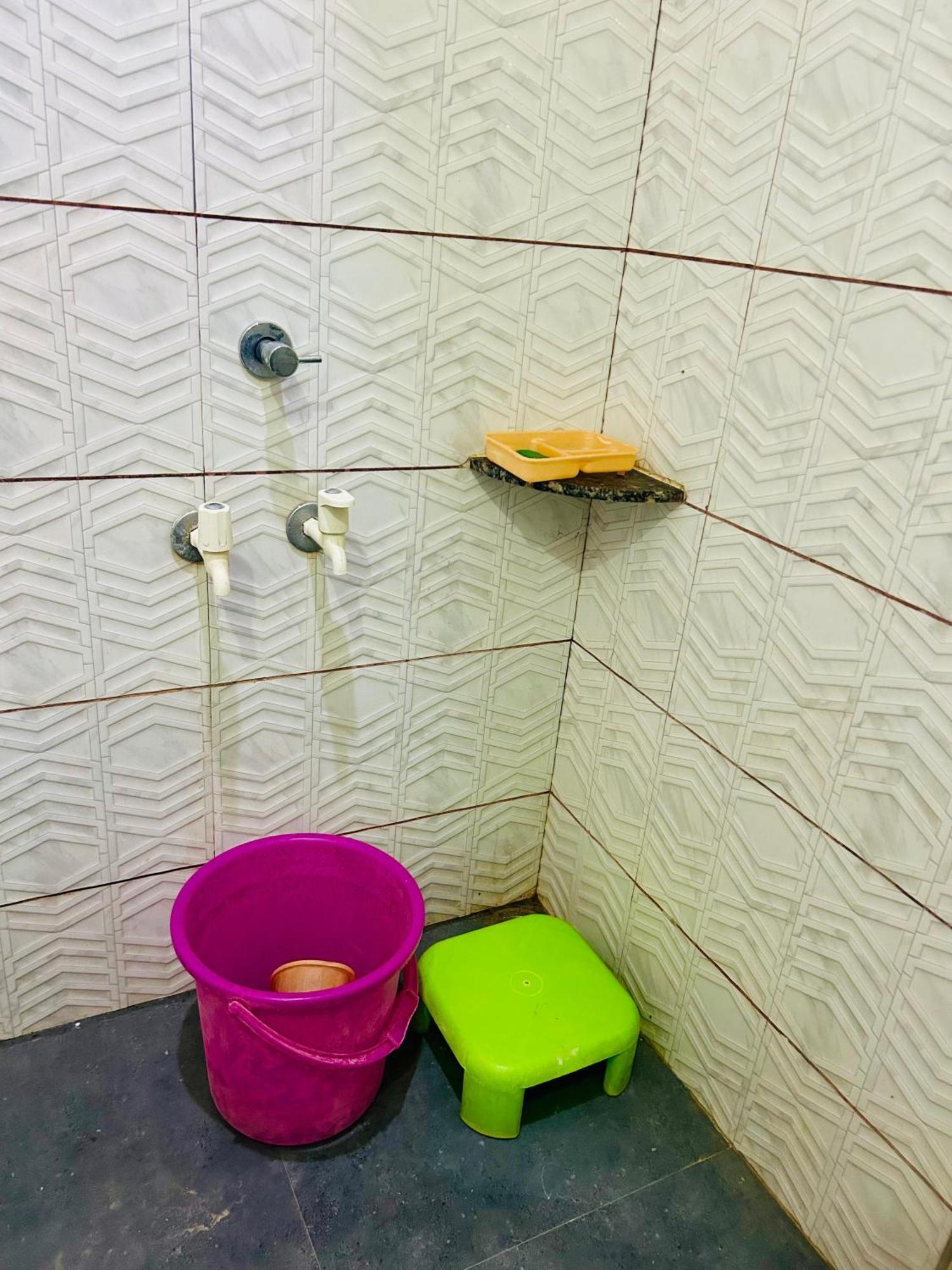 Milan Hotel & Restaurant Sikar Екстериор снимка